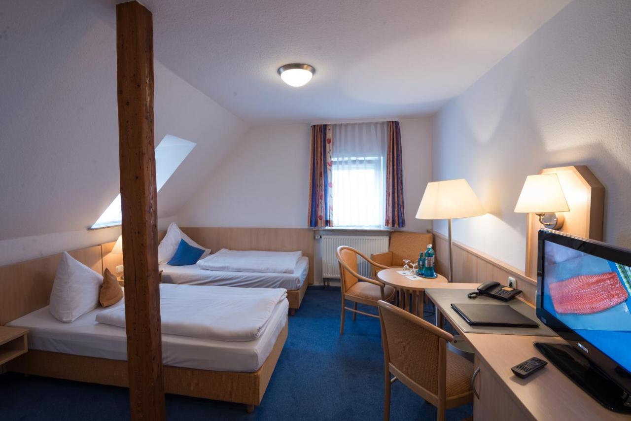 Hotel-Gasthof Weisses Ross Schwaig Exterior foto